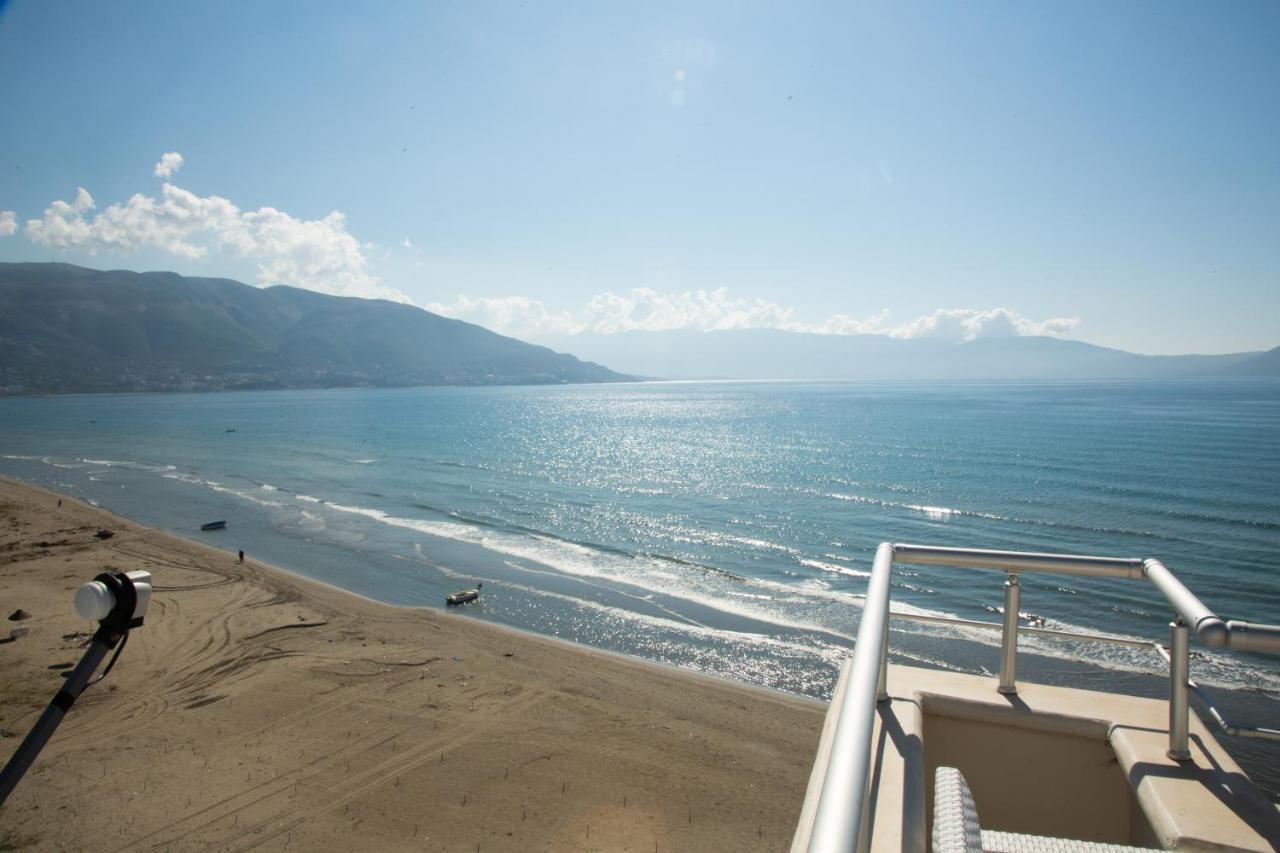 Sky & Sea Viewing Apartment Vlorë 外观 照片