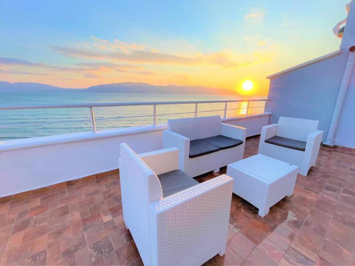 Sky & Sea Viewing Apartment Vlorë 外观 照片