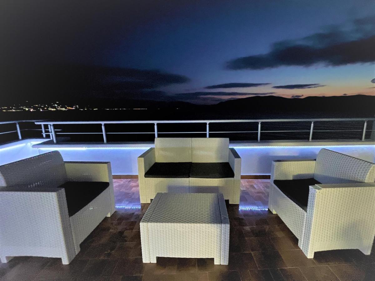 Sky & Sea Viewing Apartment Vlorë 外观 照片