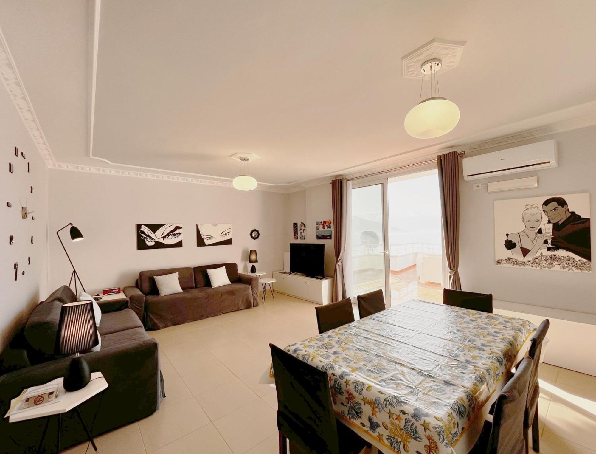 Sky & Sea Viewing Apartment Vlorë 外观 照片