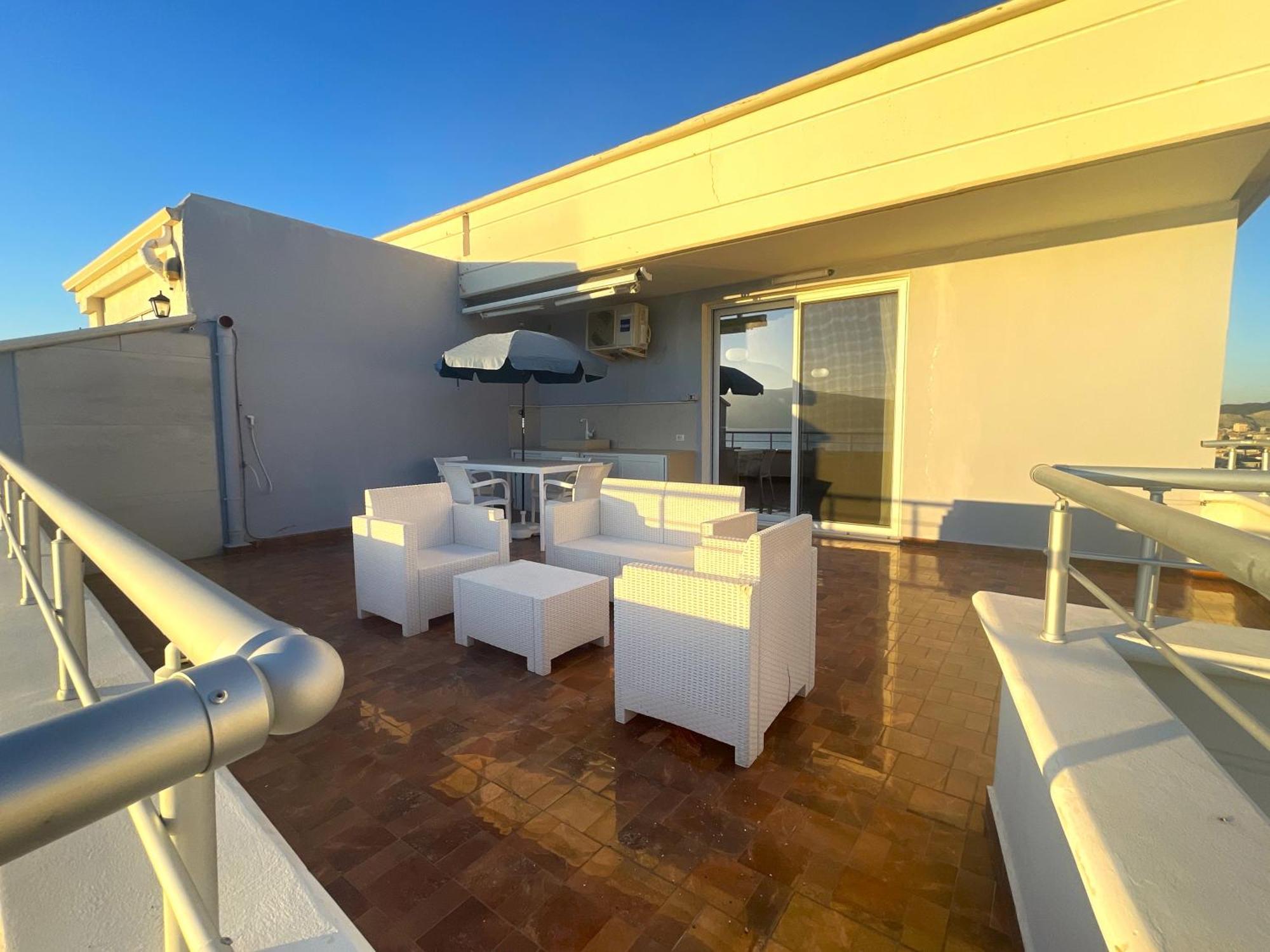 Sky & Sea Viewing Apartment Vlorë 外观 照片